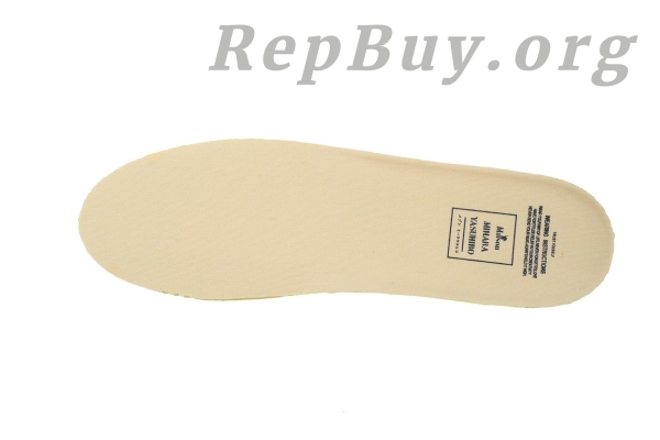 MIHARA YASUHIRO White NO.780 - Image 7