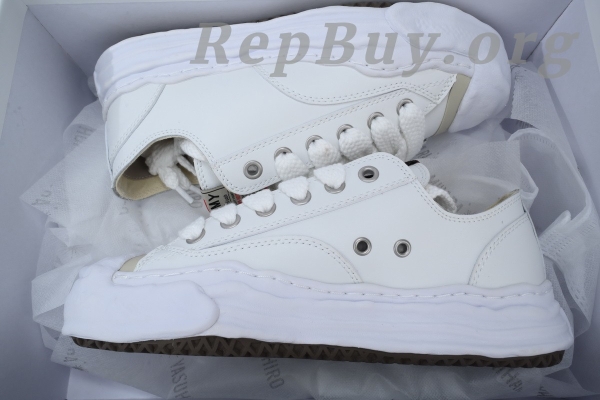MIHARA YASUHIRO White NO.780 - Image 12