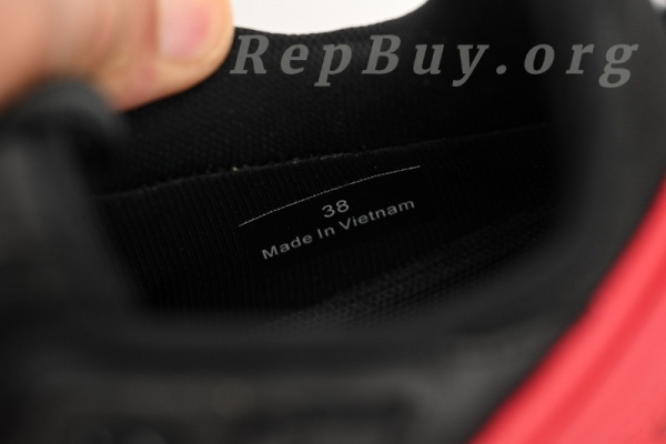 Moncler Trailgrip Black Red H209B4M 00120 M2058 P49 - 图片 10