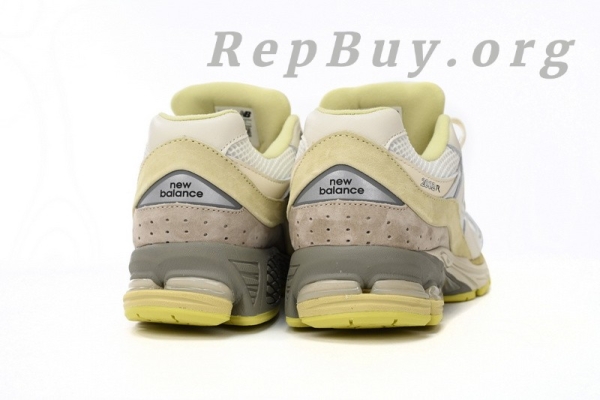 New Balance 2002R Co Branded Light Yellow M2002RA1 - 图片 4