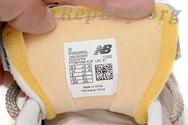New Balance 2002R Shallow Khaki M2002RDL - 图片 10