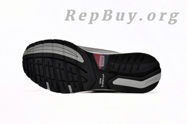 New Balance 992 Grey M992GR, high quality replica New Balance 992, best replica M992GR, premium copy New Balance shoes, top-tier replica sneakers, 1:1 copy New Balance 992 Grey, exact replica M992GR, AAA quality New Balance replica