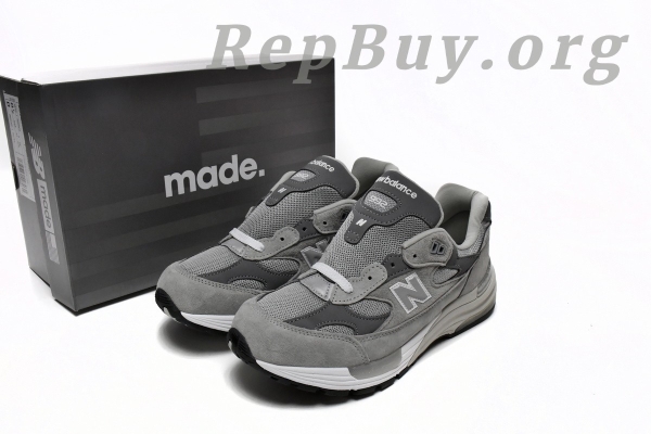New Balance 992 Grey M992GR, high quality replica New Balance 992, best replica M992GR, premium copy New Balance shoes, top-tier replica sneakers, 1:1 copy New Balance 992 Grey, exact replica M992GR, AAA quality New Balance replica