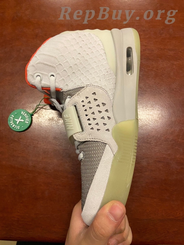 Nike Air Yeezy 2 Pure Platinum 508214-010 - 图片 3