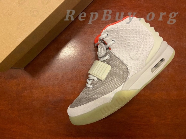 Nike Air Yeezy 2 Pure Platinum 508214-010 - 图片 2