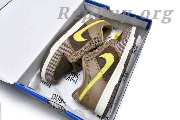 Top Version Nike Dunk Low SP Undefeated Canteen Dunk vs. AF1 Pack DJ4306-200 - 图片 17
