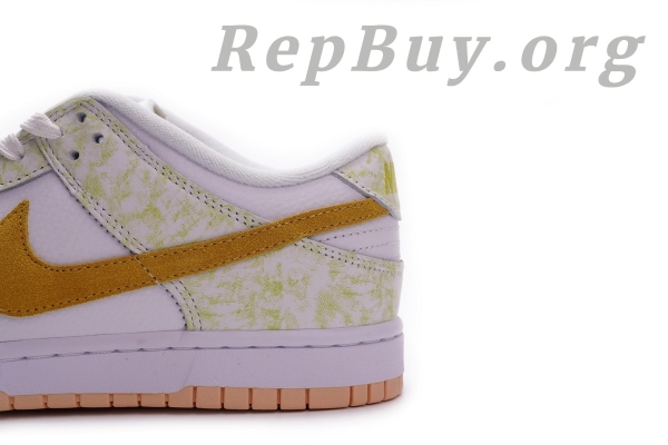 Top Version SB Nike Dunk Low Yellow Strike (W) DM9467-700 - 图片 7