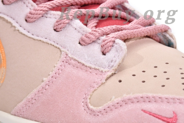 Top Version Nike Dunk Mid Social Status Free Lunch Strawberry Milk DJ1173-600 - 图片 16