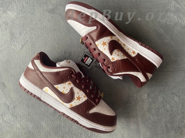 Top Version Nike SB Dunk Low Supreme Stars Barkroot Brown (2021) DH3228-103 - 图片 3