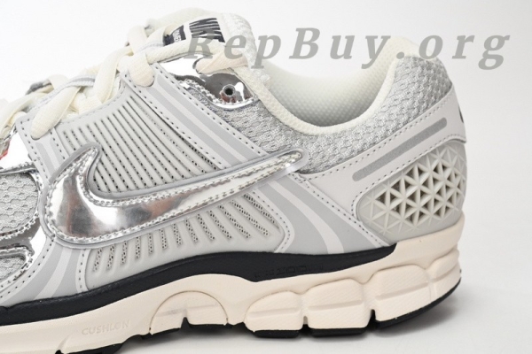 Nike Zoom Vomero 5 Photon Dust Metallic Silver FD0884-025 - Image 7