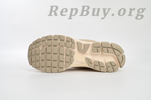Nike Zoom Vomero 5 Sail Light Orewood Brown FQ6868-111 - Image 3