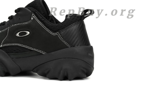 Oakley Factory Team Chop Saw Brain Dead replica, high quality Oakley Chop Saw copy, best Oakley Brain Dead knockoff, premium replica Oakley shoes, 1:1 Oakley BDP23S00003073BK01 clone