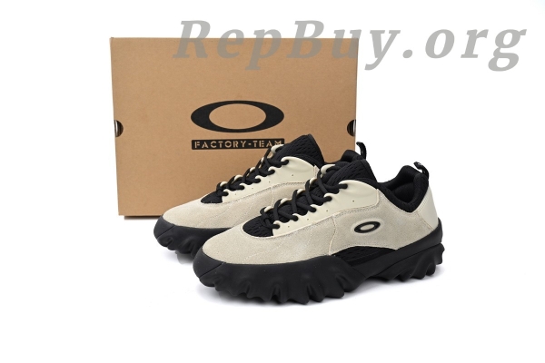 Oakley Factory Team Chop Saw Brain Dead Ivory Black BDF22S00003073WH06, high quality replica Oakley shoes, best Oakley Chop Saw replica, 1:1 copy Oakley Brain Dead sneakers, top tier replica shoes, premium Oakley knockoffs, perfect imitation Oakley footwear, luxury replica sneakers, exact copy Oakley Factory Team