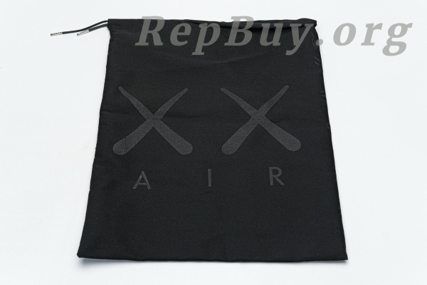 Top Version Air Jordan 4 Retro Kaws Black 930155-001 - 图片 9