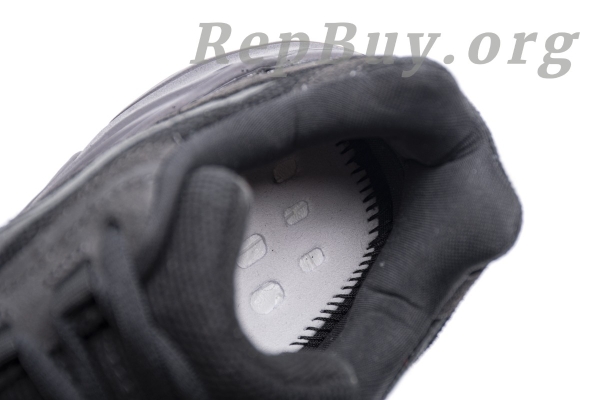 Top Version adidas Yeezy Boost 700 V2 Vanta FU6684 - 图片 9