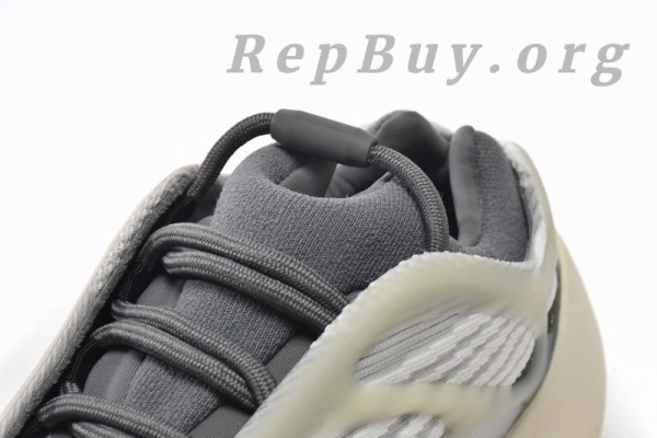 Top Version adidas Yeezy 700 V3 Fade Salt ID1674 - 图片 15
