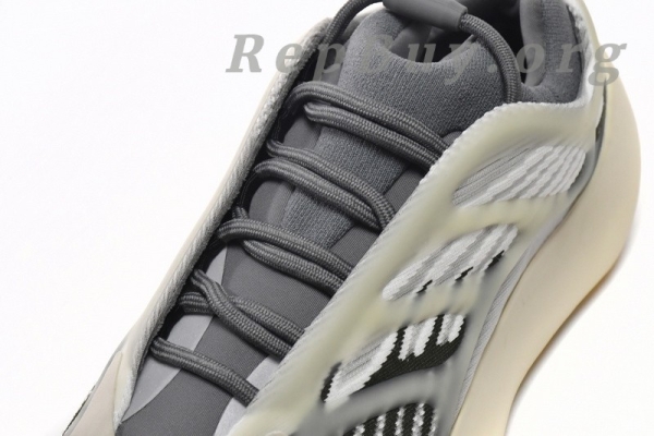 Top Version adidas Yeezy 700 V3 Fade Salt ID1674 - 图片 16