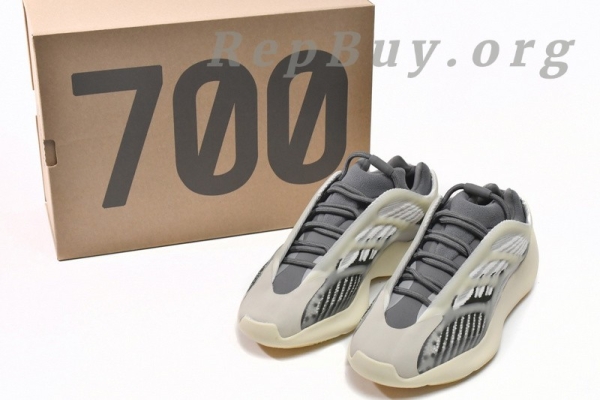 Top Version adidas Yeezy 700 V3 Fade Salt ID1674 - 图片 19