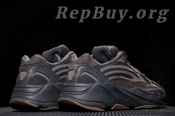 Top Version adidas Yeezy Boost 700 V2 Geode EG6860 - 图片 6