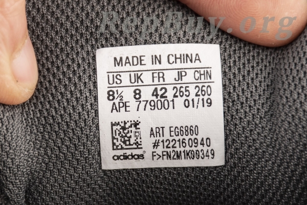 Top Version adidas Yeezy Boost 700 V2 Geode EG6860 - 图片 13