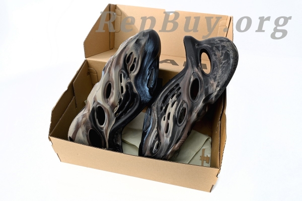 Top Version adidas Yeezy Foam Runner Blue Clown ID4126 - 图片 13