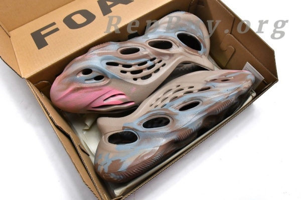 Top Version adidas Yeezy Foam Runner MX Sand Grey GY3969 - 图片 17