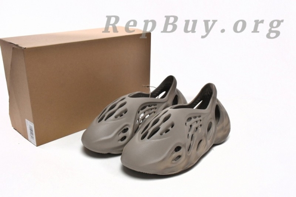 Top Version adidas Yeezy Foam Runner Stone Sage GX4472 - 图片 12