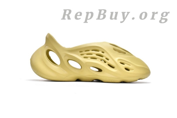 Top Version adidas Yeezy Foam Runner Sulfur GV6775 - 图片 3