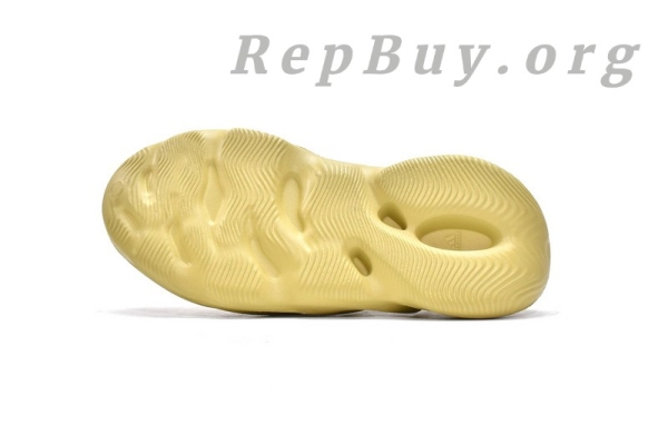 Top Version adidas Yeezy Foam Runner Sulfur GV6775 - 图片 5