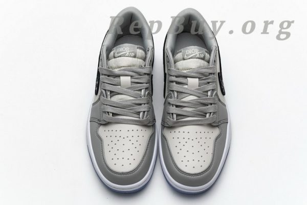 Top Version Air Jordan 1 Retro Low Dior CN8608-002 - Image 5