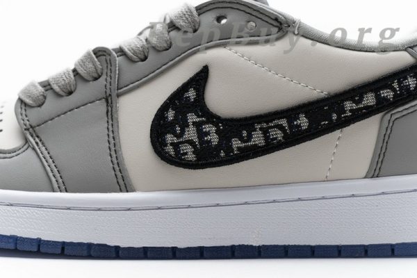 Top Version Air Jordan 1 Retro Low Dior CN8608-002 - Image 12