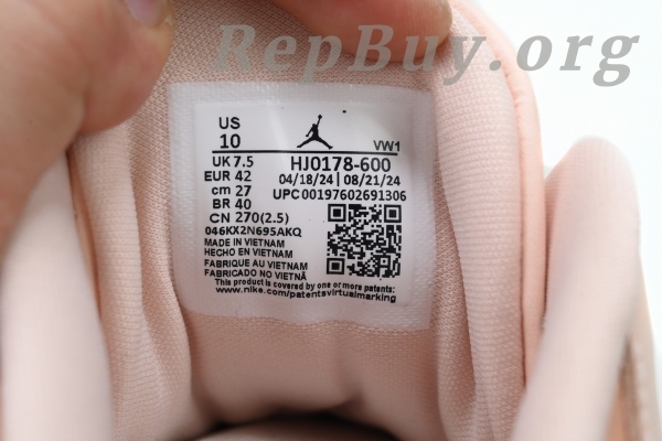 Top Version Air Jordan 3 Retro Valentine's Day, High Quality Replica Air Jordan 3, Best Fake AJ3 Valentine's Day, HJ0178-600 Replica, Premium Copy Air Jordan 3, 1:1 Replica Sneakers, Top Tier Fake Jordans, Perfect Clone AJ3 Retro