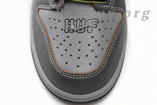 Top Version HUF x Nike Dunk Low SB Friends and Family FD8775-002 - Image 7