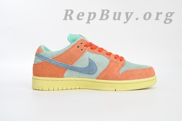 Top Version Nike SB Dunk Low Orange Emerald Rise DV5429-800 - Image 3