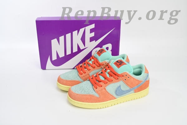 Top Version Nike SB Dunk Low Orange Emerald Rise DV5429-800 - Image 15