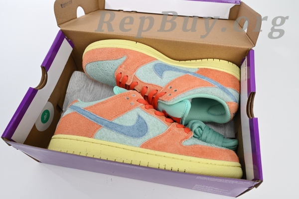 Top Version Nike SB Dunk Low Orange Emerald Rise DV5429-800 - Image 16