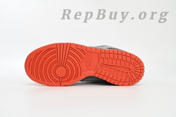 Top Version Nike SB Dunk Low Staple NYC Pigeon 304292-011 - Image 5