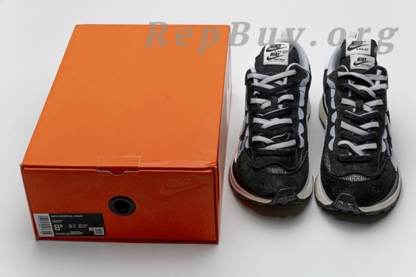 Top Version Nike Vaporwaffle sacai Black White CI9928-001 - 图片 18
