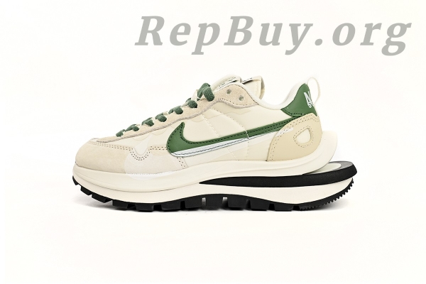 Top Version Nike Vaporwaffle sacai Sesame and Beige Green DD1875-102