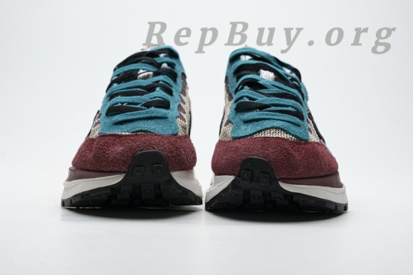 Top Version Nike Vaporwaffle sacai Villain Red Neptune Green CI9928-301 - Image 13