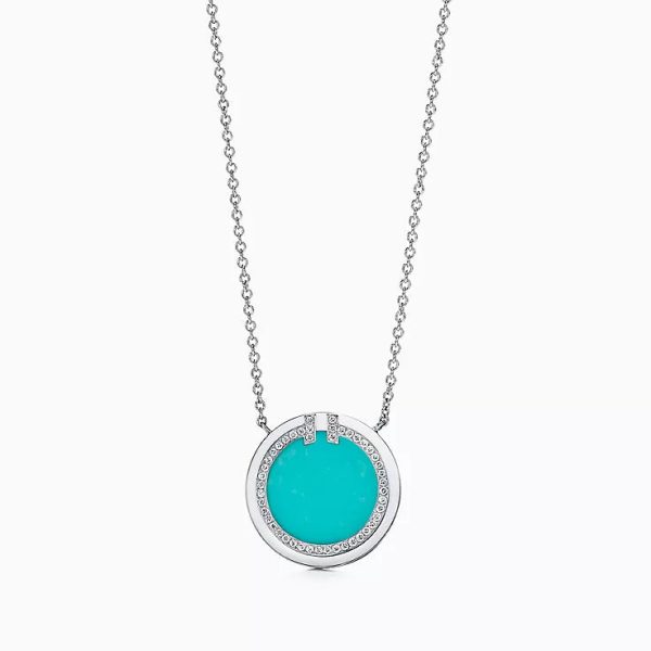18K T Diamond & Turquoise Circle Pendant Necklace