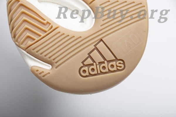Top Version adidas Yeezy Boost 700 Magnet FV9922 - Image 12