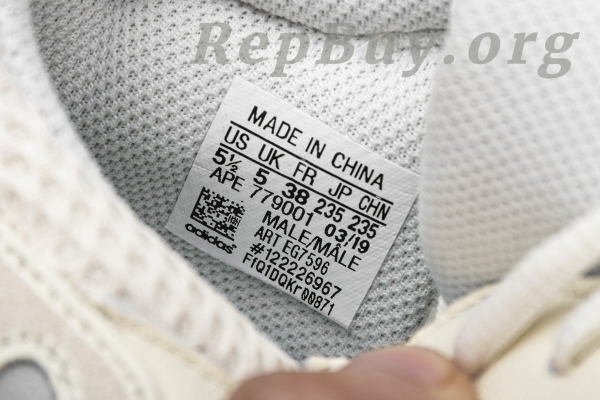 Top Version adidas Yeezy Boost 700 Analog EG7596 - 图片 19