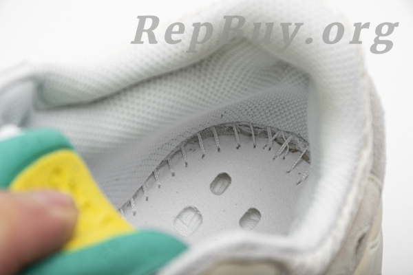 Top Version adidas Yeezy Boost 700 Analog EG7596 - 图片 22