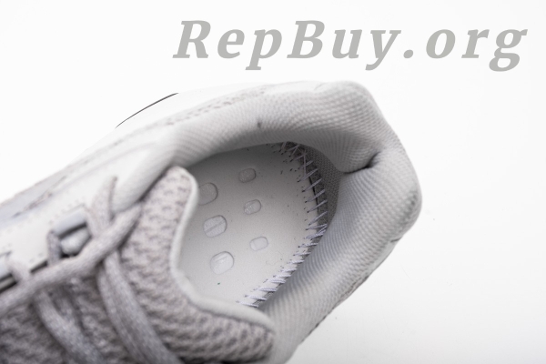 Top Version Yeezy Boost 700 V2 “Static” EF2829 - 图片 7