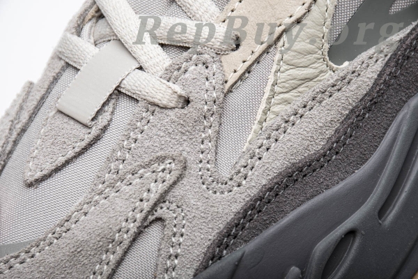 Top Version Yeezy Boost 700 V2“Tephra” FU7914 - 图片 17