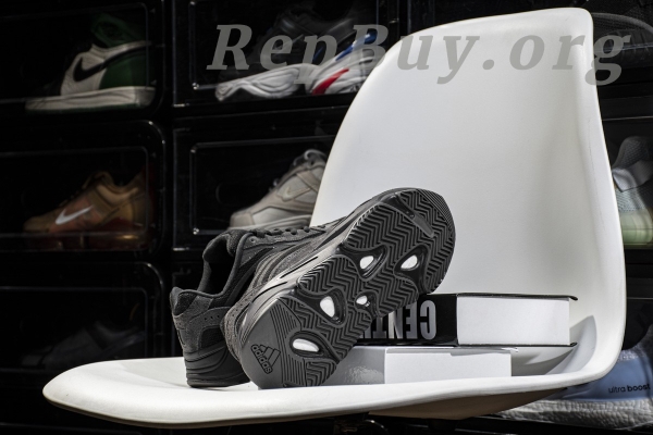Top Version Yeezy Boost 700 V2 Vanta FU6684 - 图片 11