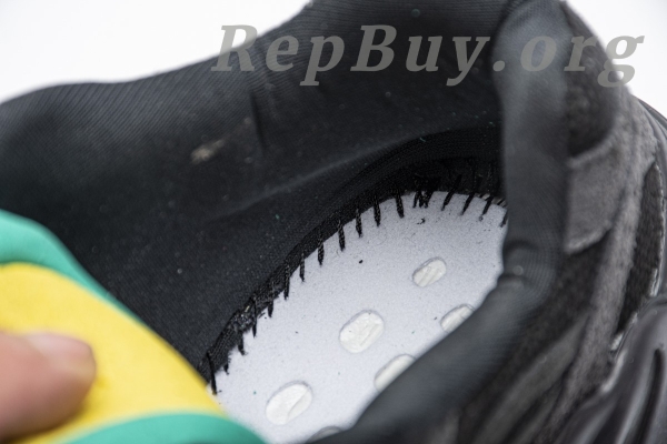 Top Version Yeezy Boost 700 V2 Vanta FU6684 - 图片 21